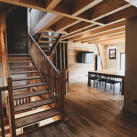 Casteret-15 Couchages-brasero-bain Nordique Chalet Guchan