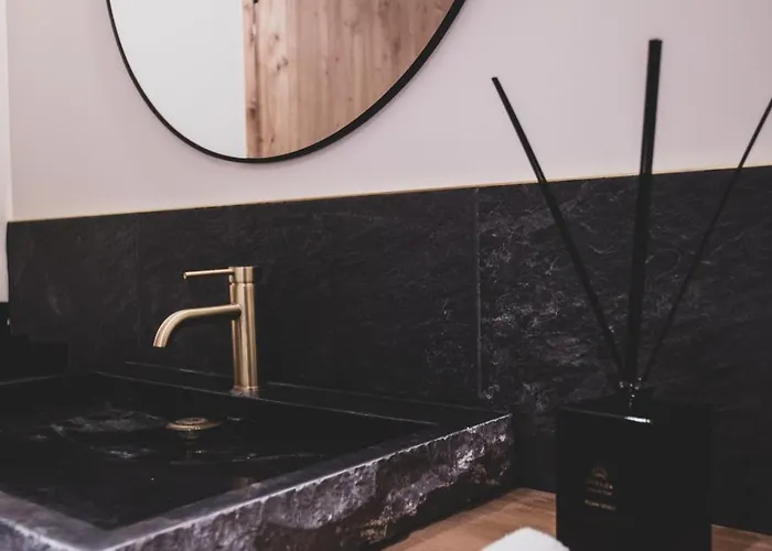 Casteret-15 Couchages-brasero-bain Nordique Chalet Guchan